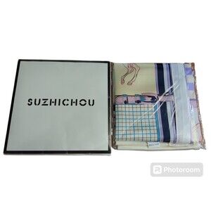 Suzhichou Silky Scarf Horses Bright Pink Purple 90 X 90 CM Sealed NIP